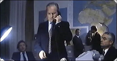 Dans quel film est-il Francis Jobin, directeur des services secrets ?