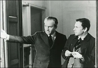 Il est Cristani, politicien candidat aux législatives, dans ce film de Nadine Trintignant : de quel film s'agit-il ?