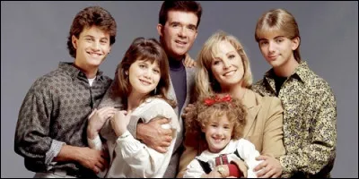 Quelle série met en scène la famille Seaver ?