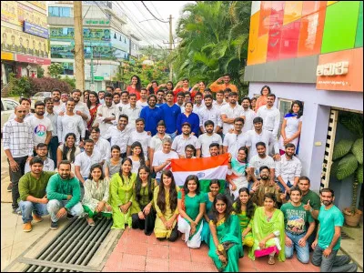 Dernière question, à partir de 600 amis notre compte devra être supprimé.