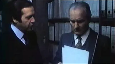 Il est Jean-Philippe Leroi, le haut fonctionnaire au coeur de l'affaire, dans "la Raison d'Etat" :