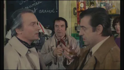 Il est François Tellier, le mari de Laura, dans "Juste avant la nuit", le professeur Marrot dans "La Raison d'État" et le commissaire Rouannat dans "l'Attentat" : c'est ...