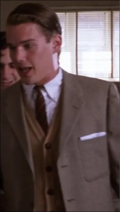 Dans quel film Ethan Hawke est-il un étudiant ?