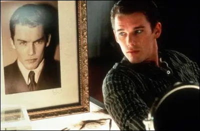 Dans quel film Ethan Hawke est-il un homme qui est né naturellement ?