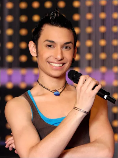 Tom Neuwirth est un chanteur autrichien. Lorsqu'il met une barbe et une perruque, en quel personnage f&eacute;minin se transforme-t-il ?