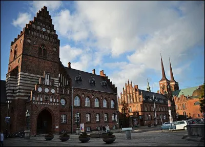 Cette ville a été la capitale du Danemark du Xe au XVe siècle :