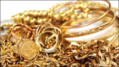 Parmi ces bijoux lequel choisirais-tu ?