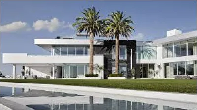 Un camarade qui a une grande et belle maison tinvite à son anniversaire.