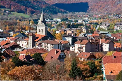 Quelle est cette commune du d&eacute;partement de Savoie, ville industrielle, leader mondiale des produits en acier inoxydable ?