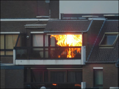 Y a-t-il réellement le feu dans cet appartement ?