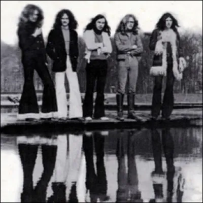 Quel est ce groupe de musique médiévale-fantastique des années 70 ?