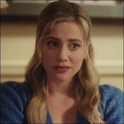 Avec qui est-elle en couple le majeure partie de la série ?