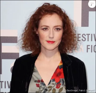 Quel personnage Blandine Bellavoir incarne-t-elle dans la série "Les Petits Meurtres d'Agatha Christie" ?