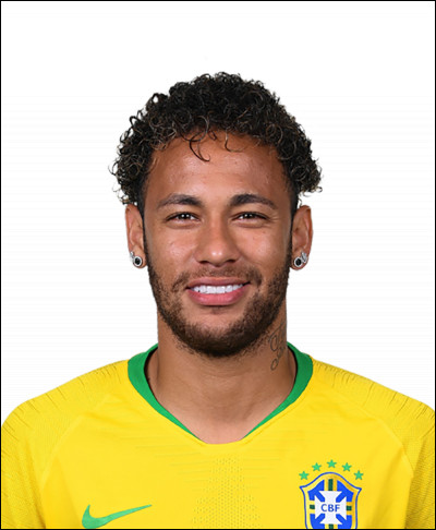 Dans combien de clubs Neymar a-t-il joué" ?