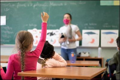 Plus-que-parfait !
Marie et Cécile ... gentilles avec leur maîtresse.