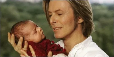 Zowie est la fille du chanteur de rock David Bowie ?