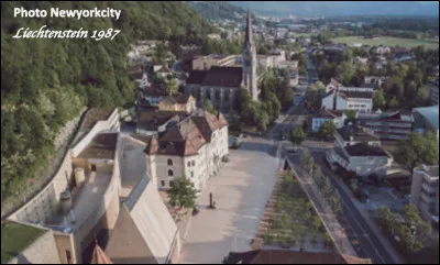 Quelle est cette ville, capitale du Liechtenstein, place financi&egrave;re internationale ?