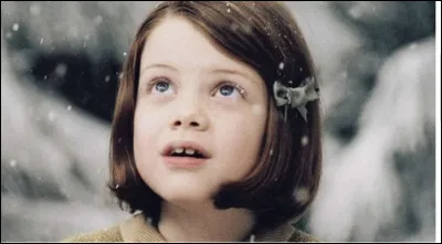 Qui découvre Narnia en premier ?