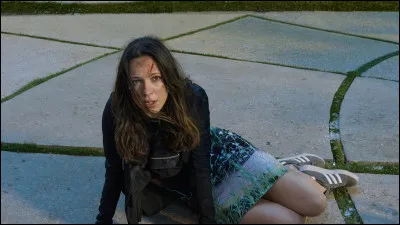 Dans quel film Rebecca Hall joue-t-elle Maya Hansen ?