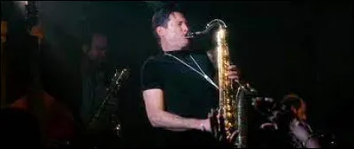 Comment se nomme le film de David Lynch, racontant l'histoire de Fred Madison, saxophoniste qui a assassiné sa femme qui soupçonne de l'avoir trompé ?