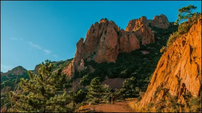 Le Massif de l'Estérel se situe dans le département :