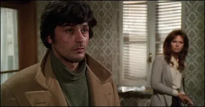 Dans ce film italien, Alain Delon, mari&eacute; &agrave; Monica (Lea Massari), est professeur au lyc&eacute;e de Rimini : quel est le titre fran&ccedil;ais de ce film ?