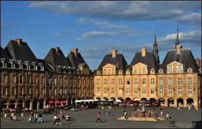 Sa préfecture est Charleville-Mézières :