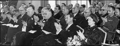 En quelle année le traité instituant la CECA (Communauté européenne du charbon et de l'acier) a-t-il été signé ?