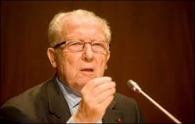 En quelle année Jacques Delors a-t-il été élu président de la Commission européenne ?