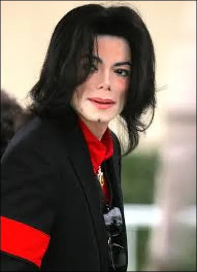 Dans le vidéo clip, on peut y voir la compagne de l'époque de Michael Jackson, Lisa Marie Presley.