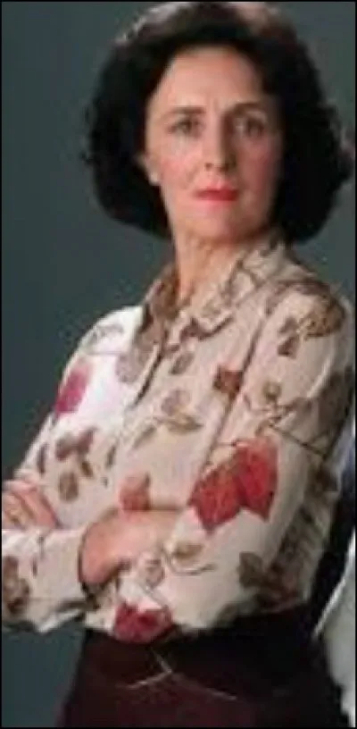 Comment s'appelle sa tante ?