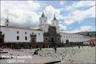 Quelle ville n'est pas au Pérou mais en Équateur ?