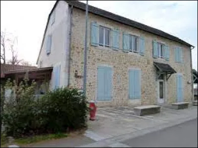 Petit tour en Nouvelle-Aquitaine, &agrave; Boueilh-Boueilho-Lasque. Commune de l'aire d'attraction Paloise, elle se situe dans le d&eacute;partement ...