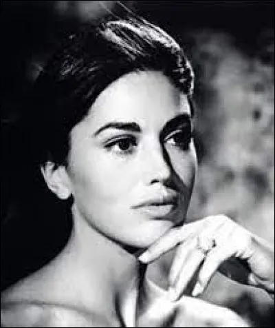 Quel est le nom de cette lady ?