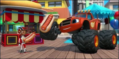 Dans "Blaze et les Monsters Machines", qui conduit Blaze ?