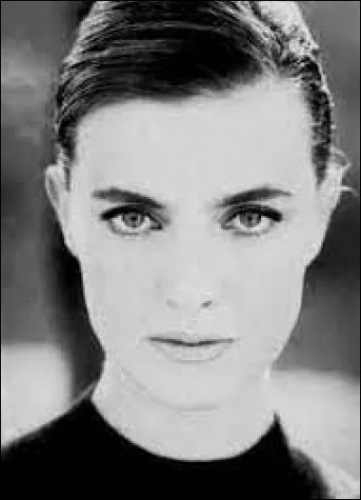 Quel est le nom de cette lady ?