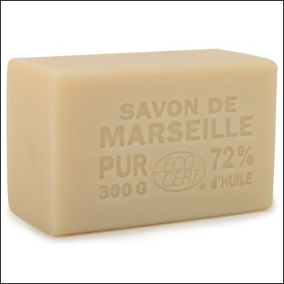 Quelle ville française a développé la fabrication du savon ?