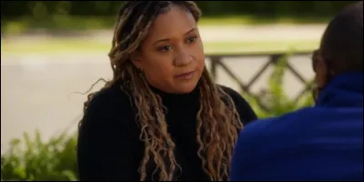 Comment s'appelle la compagne d'Henrietta ?