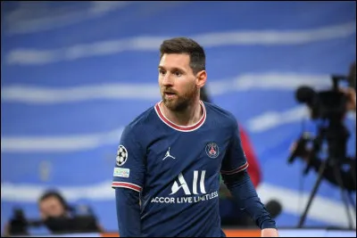 Qui est cet attaquant ?