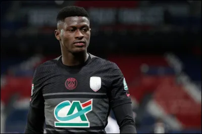 Qui est ce défenseur ?