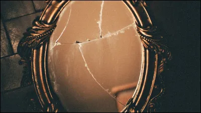 Ouh ! ! J'aimerais pas être à sa place ! Que va-t-il arriver à cette pauvre âme ?