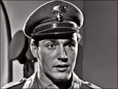 Quel est le nom de cet acteur ?