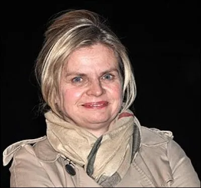 Dans lesquelles de ces franchises ne joue-t-elle pas ?