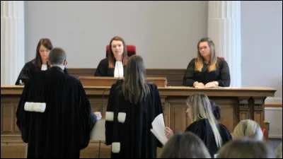 On m'avait dit te poses pas trop d'questions - Tu sais petite, c'est la vie qui t'répond !