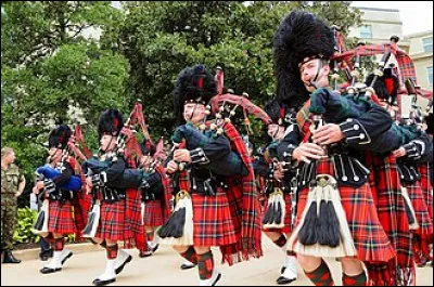 Pr&eacute;f&eacute;rable fendue que cass&eacute;e, c'est la...