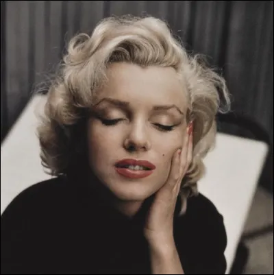 À quel âge la belle Marilyn Monroe se marie-t-elle pour la première fois ?