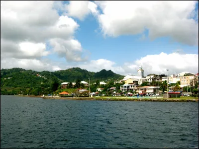 Le Robert est, avec 21 000 habitants, la troisième ville du département et la plus peuplée de la côte nord :