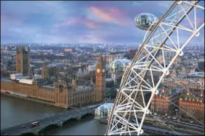 Quel est le nom de cette grande roue situ&eacute;e &agrave; Londres ?