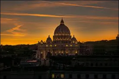 O&ugrave; est situ&eacute;e la basilique Saint-Pierre ?