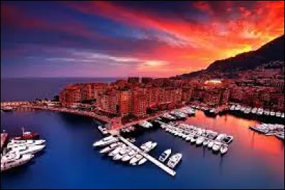 Comment appelle-t-on les habitants de Monaco ?